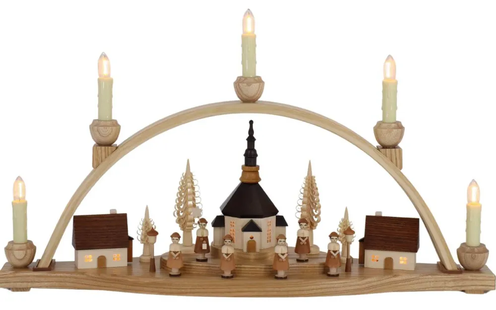 Knuth Neuber Schwibbogen*LED Schwibbogen Seiffener Kirche mit beleuchteten Häusern, 54 cm von