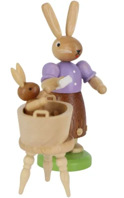 Müller Kleinkunst Osterhasen*Osterhase - Mutter mit badendem Kind, farbig, 11 cm von