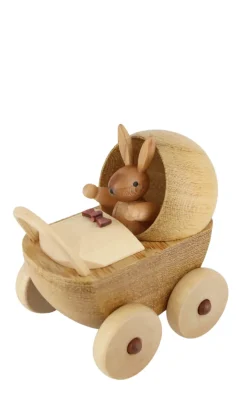Müller Kleinkunst Osterhasen*Osterhase - Mutter mit Kinderwagen, 11 cm, farbig von