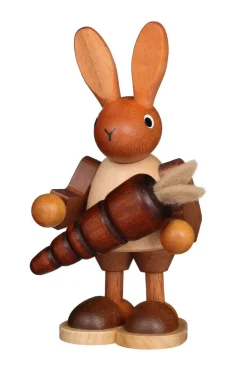 Christian Ulbricht Neuheiten | Osterhasen*Osterhase mit Karotte, , 9 cm von