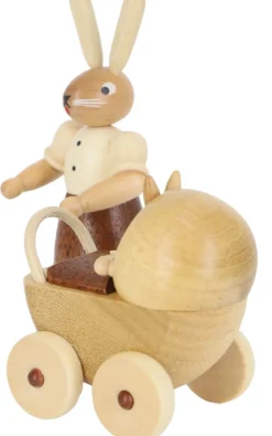 Müller Kleinkunst Osterhasen*Osterhasenmutter mit Kinderwagen, 11 cm, von