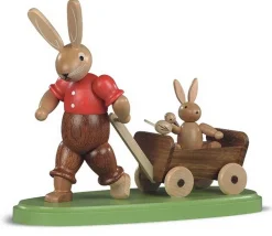 Müller Kleinkunst Osterhasen*Osterhasenvater mit Kind im Bollerwagen von