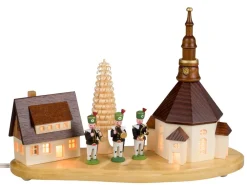 SEIFFENcom by Nestler GmbH Sockelbrett*Sockel Seiffener Dorf mit Bergmannskapelle, 20 cm von SEIFFEN.COM