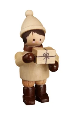 Romy Thiel Neuheiten | Romy Thiel Figuren*Winterkind mit Geschenk, mini, von
